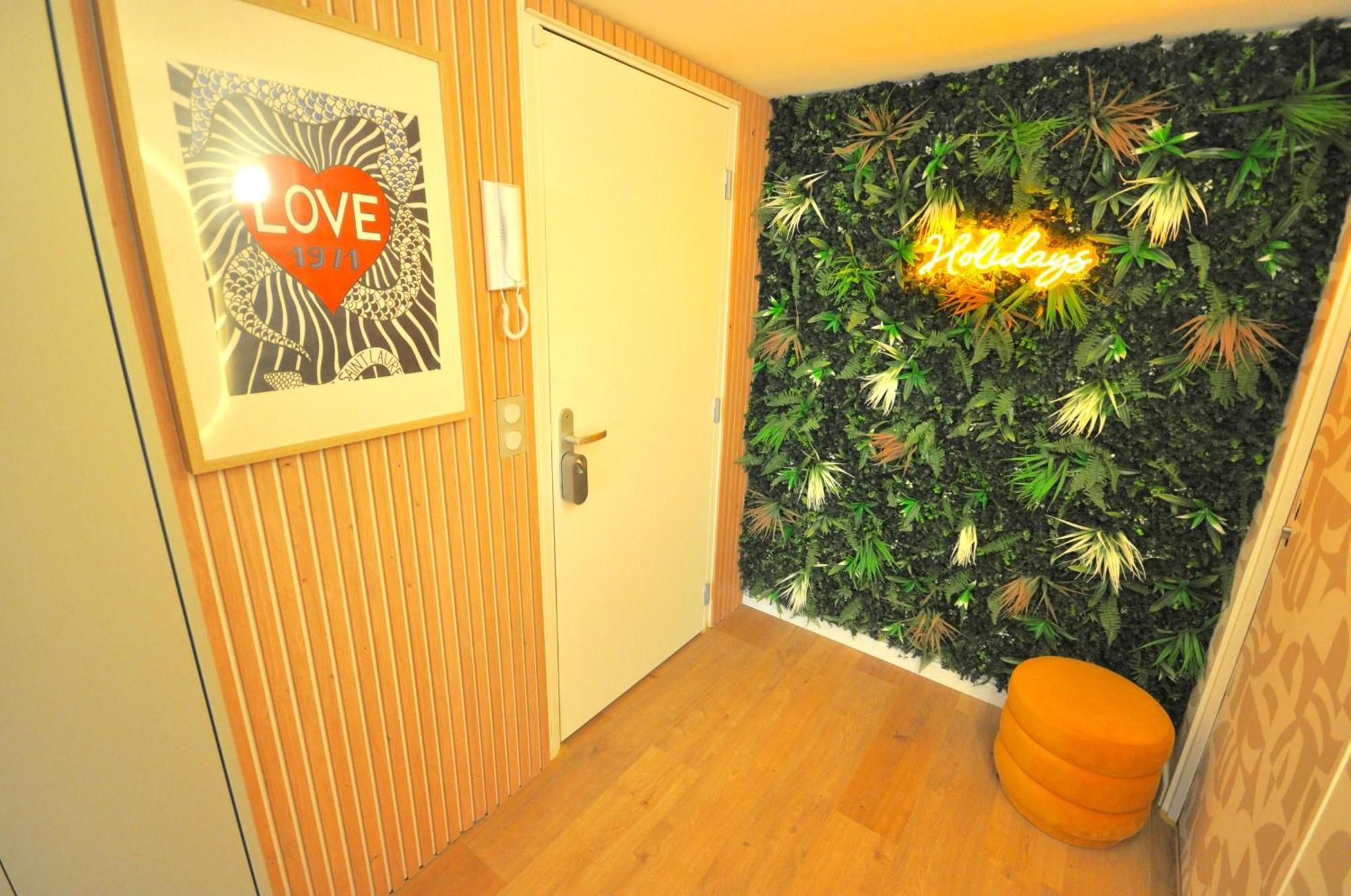 Monaco # - 4 Persons - Hypercenter - Private Parking - Full Renovated - Clim - Fast Wifi - And Sun *